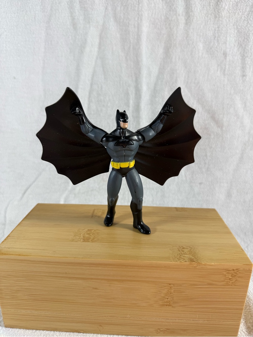 McDonalds Happy Meal 2011 Batman Figure w/ Wings Young Justice DC Comics
